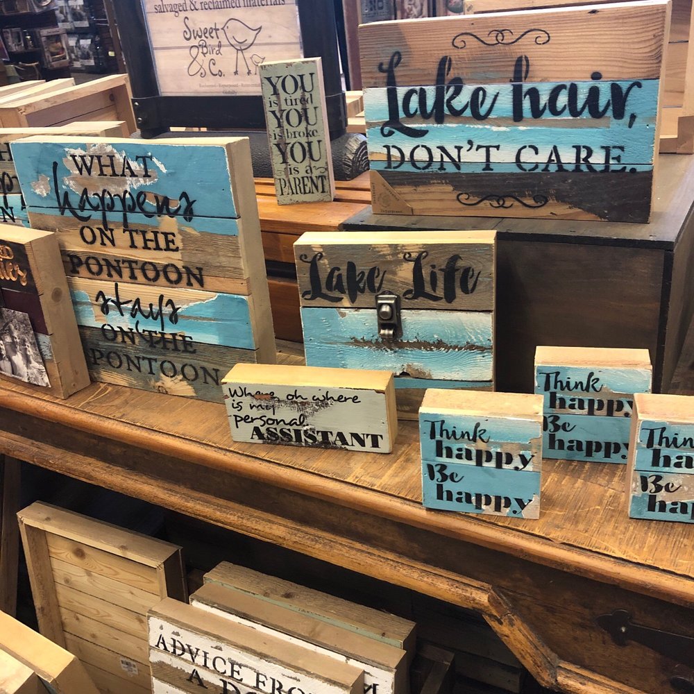 Bass Pro Shops - Wood signs - Outdoor Gear Near Me - Orlando, Florida