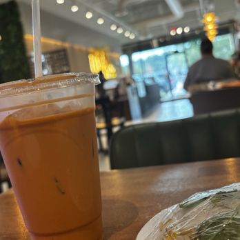 Pho Ann - 7a. Red Thai Tea Boba (Contain dairy) - Vietnamese Near Me - Nashville, Tennessee