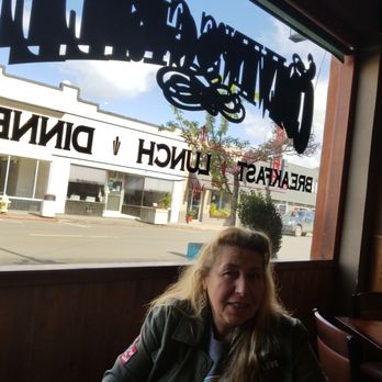Colvins Pub & Grill - Birthday girl - Pubs Near Me - Clatskanie, Oregon