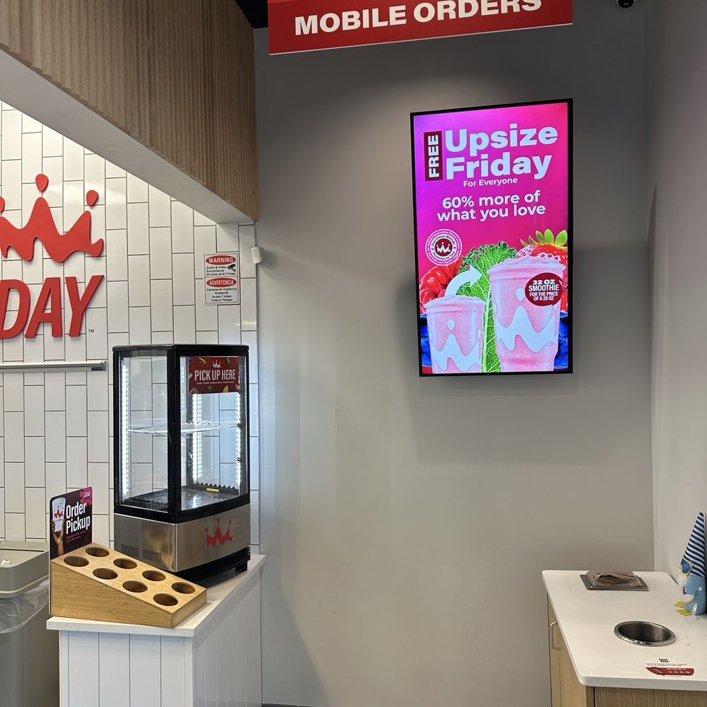 Smoothie King - Pick up area to the right of the entrance - Juice Bars & Smoothies Near Me - Las Vegas, Nevada Smoothie King - Pick up area to the right of the entrance - Juice Bars & Smoothies Near Me - Las Vegas, Nevada