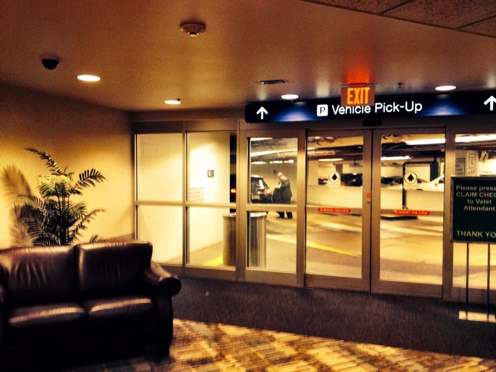 VALET PARKING AT MSP Updated August 2024 4300 Glumack Dr, Saint