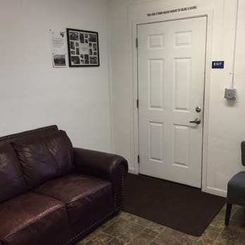 Clark Frame & Wheel Alignment - Lobby - Auto Repair Near Me - Roseville, California Clark Frame & Wheel Alignment - Lobby - Auto Repair Near Me - Roseville, California