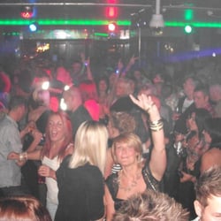 Fanny & Bacardi - Bar, Terrace & Club
