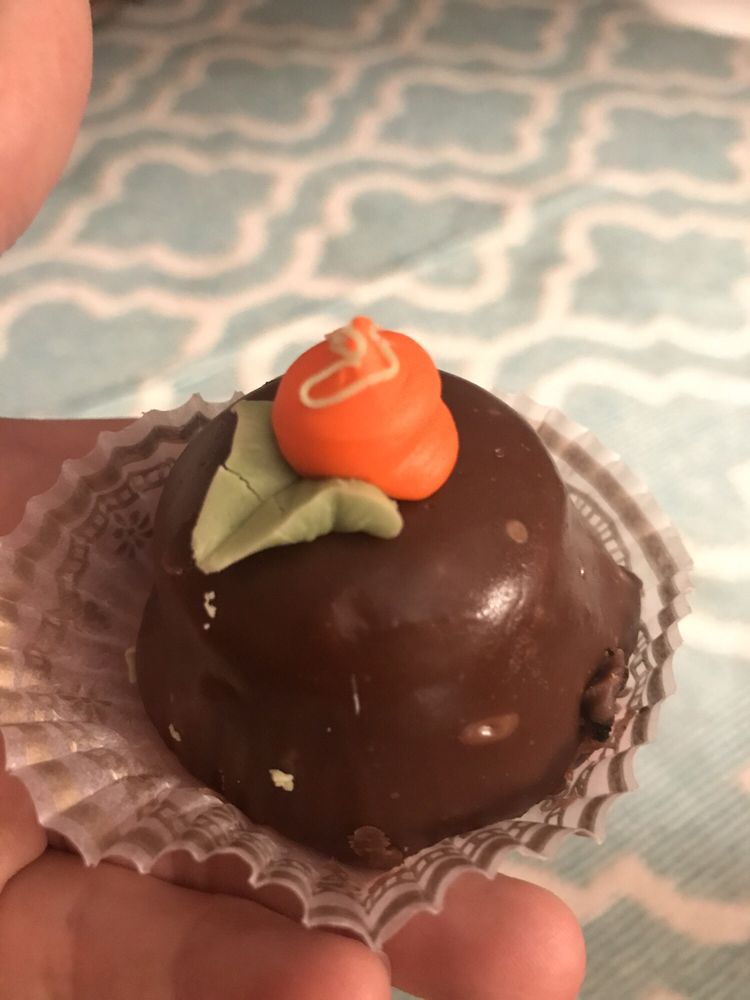 RILEY’S BAKERY 15 Photos & 16 Reviews Bakeries 819 31 W Byp