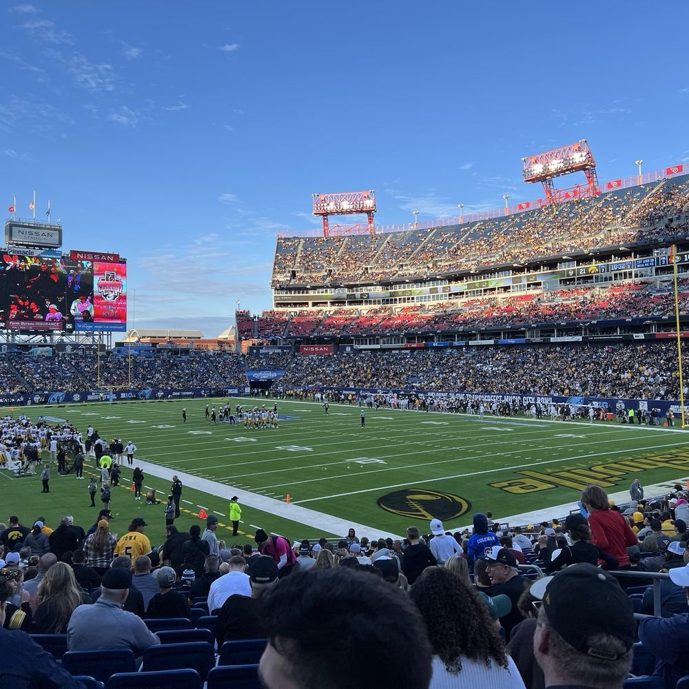 Nissan Stadium - Stadiums & Arenas Near Me - Nashville, Tennessee