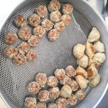 Dim Sum House - Pork shu mai and pan fried pot stickers - Dim Sum Near Me - Sacramento, California Dim Sum House - Pork shu mai and pan fried pot stickers - Dim Sum Near Me - Sacramento, California
