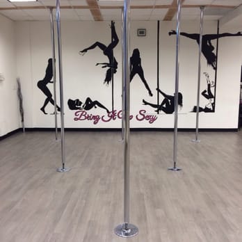 Mi Fitness - Partial view of the studio. The space can take up to 20 people. - Fitness & Instruction Near Me Mi Fitness - Partial view of the studio. The space can take up to 20 people. - Fitness & Instruction Near Me