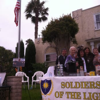 Friends Empty Chair Memorial - Landmarks & Historical Buildings Near Me - Redondo Beach, California Friends Empty Chair Memorial - Landmarks & Historical Buildings Near Me - Redondo Beach, California