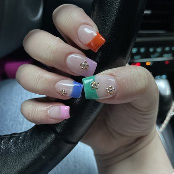 Pink Me Up Nails - Nail Salons Near Me - Bellevue, Washington Pink Me Up Nails - Nail Salons Near Me - Bellevue, Washington