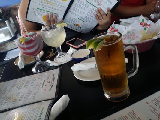 Cafe Del Rio by null