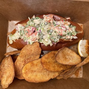 Boulevard Seafood Company - Lobster roll and homemade chips - Seafood Near Me - Somerville, New Jersey
