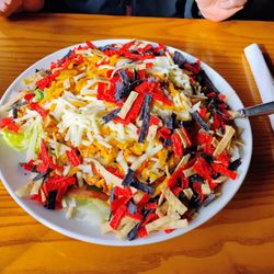 TP's Irish Restaurant & Sports Pub - Chicken Fajita Salad