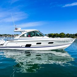 Dry Harbour Marine - 2023 Formula 380 SSC