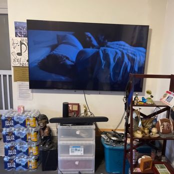 Mount It - 70" TV - TV Mounting Near Me Mount It - 70" TV - TV Mounting Near Me