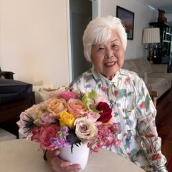 Aloha Flowers Simi Valley - Special 80th birthday flowers