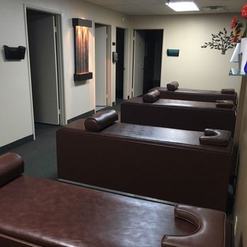Dawson Chiropractic - Roller massage tables. - Chiropractors Near Me - Indio, California Dawson Chiropractic - Roller massage tables. - Chiropractors Near Me - Indio, California