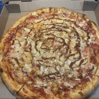 Backdoor Pizzeria - Bbq chicken pizza - Pizza Near Me - Hockley, Texas