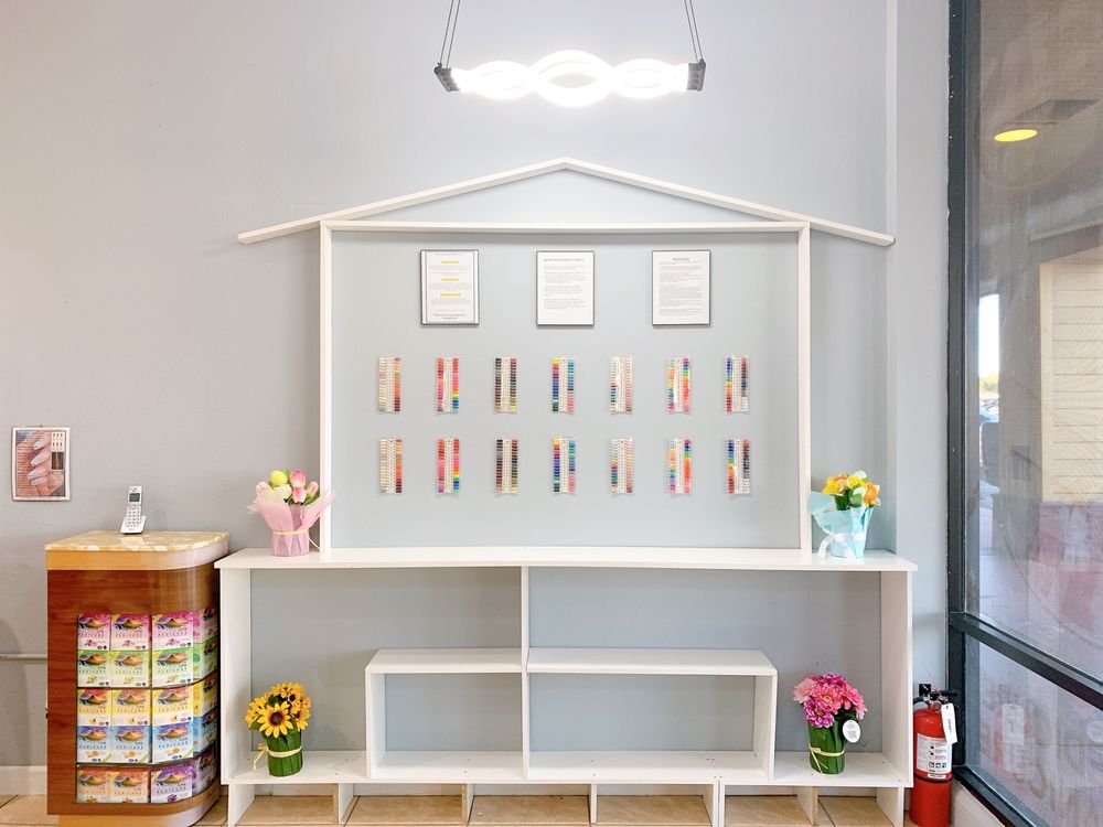 VIBE NAILS Updated September 2024 23 Photos 719 North Courtenay