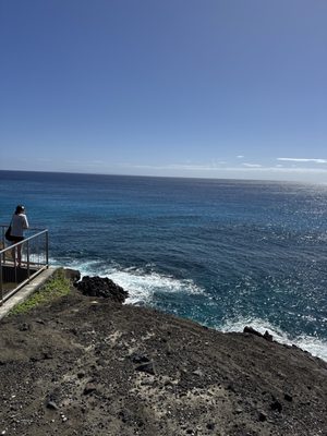 Halona Blowhole Lookout by null