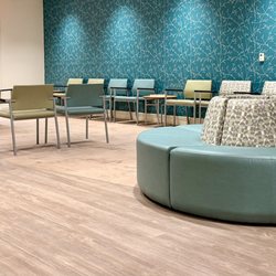 Virginia Physicians for Women - Waiting room