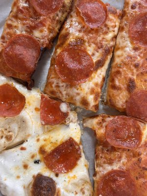 Cicis Pizza by null
