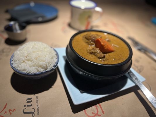 Ling Wu at The Grove by null