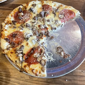 Uncle Bob’s Pizza - Pepperoni and sausage with mushrooms - Pizza Near Me - Meridian, Idaho Uncle Bob’s Pizza - Pepperoni and sausage with mushrooms - Pizza Near Me - Meridian, Idaho