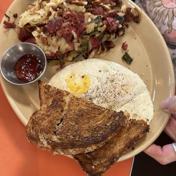 Snooze, an A.M. Eatery - Corned beef hash - Breakfast & Brunch Near Me - Tucson, Arizona