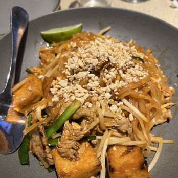 Khao Hom - Beef Pad Thai - Thai Near Me - Hayward, California