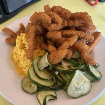 The Pig - BBQ tempeh platter is a huge amount of food for the price! - Barbeque Near Me - Chapel Hill, North Carolina The Pig - BBQ tempeh platter is a huge amount of food for the price! - Barbeque Near Me - Chapel Hill, North Carolina