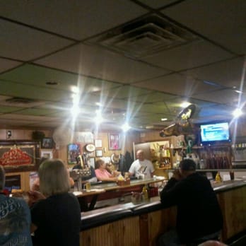 Shamrock Inn - The bar. - Comfort Food Near Me - Floral City, Florida Shamrock Inn - The bar. - Comfort Food Near Me - Floral City, Florida