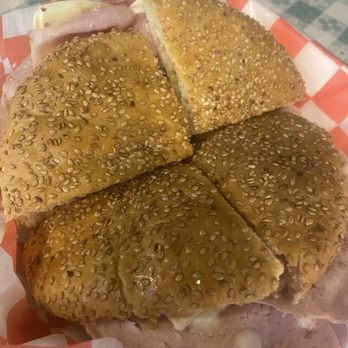 Parasol's - Muffuletta - Bars Near Me - New Orleans, Louisiana