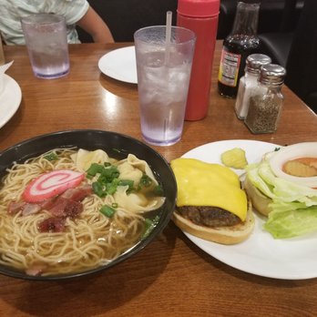Tanaka Saimin - Wanted to pay a visit to Tanaka Saimin for some late lunch with my two nieces and my mom. - Japanese Near Me - Honolulu, Hawaii