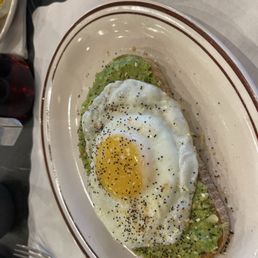 Avocado Toast W/ Everything Bagel Seasoning