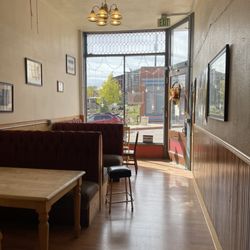 Gold Camp Bakery - Side entrance and seating