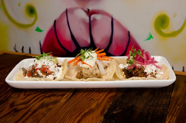 URBANA Mexican Gastronomy & Mixology by null