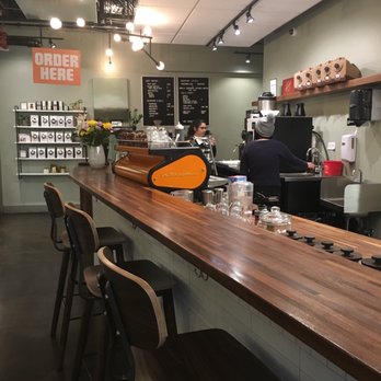 Big Shoulders Coffee - Great baristas - Coffee Roasteries Near Me - Chicago, Illinois