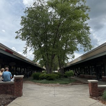 Grove City Premium Outlets - Shopping Centers Near Me - Grove City, Pennsylvania