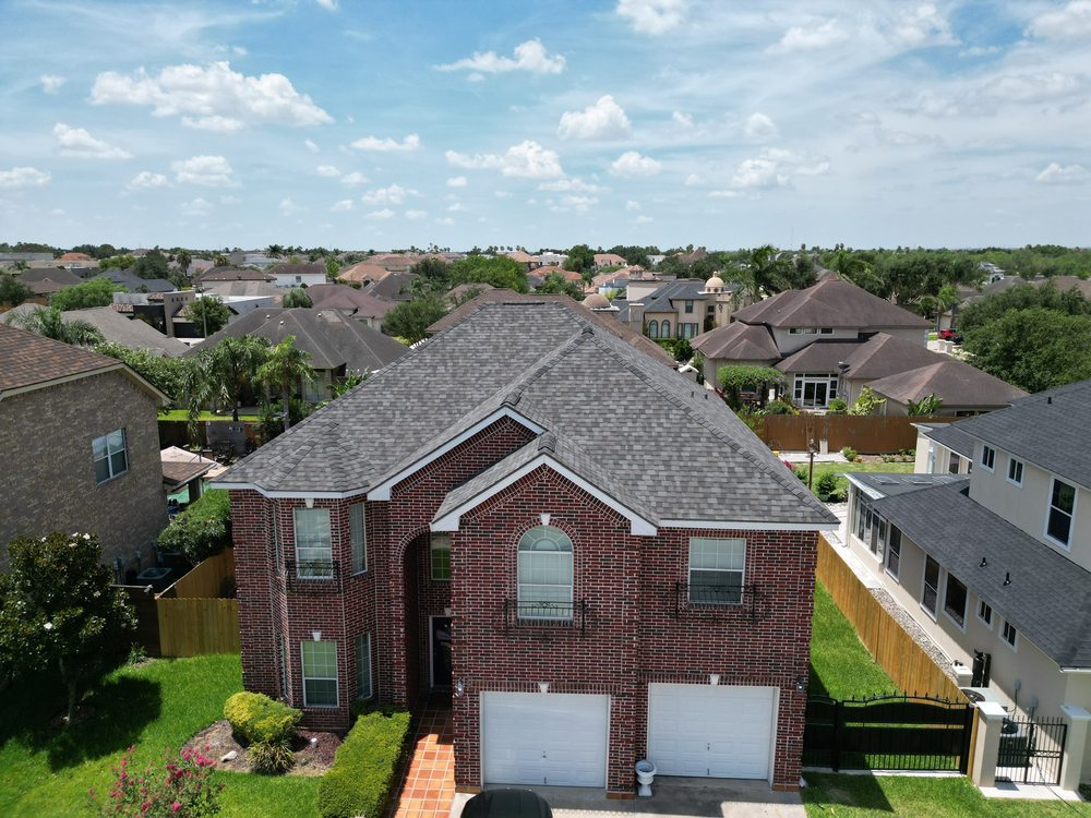 Slide of XYZ Roofing and Restorations