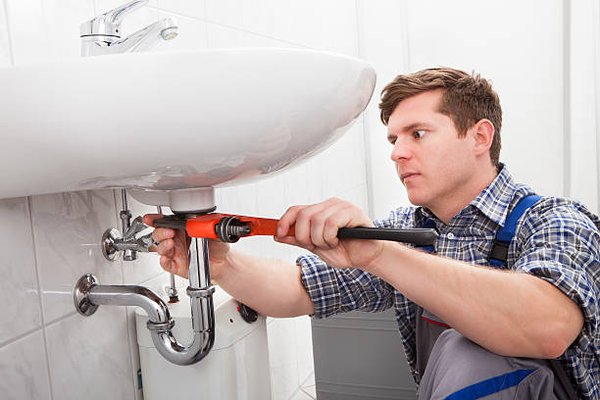 Elite Plumbing Experts Logo