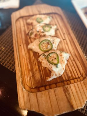 Marlow's Tavern by null