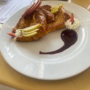 Rooster - French toast - Coffee & Tea Near Me - Cancún, ROO