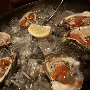Mahé - 1/2 dozed oysters - Seafood Near Me - Seal Beach, California