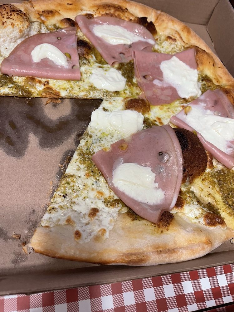 Lazza Pizza