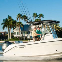 Carolina Inboard - Century Boats