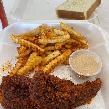 Flame-N-Chickz - Salad Near Me - Roseville, California Flame-N-Chickz - Salad Near Me - Roseville, California