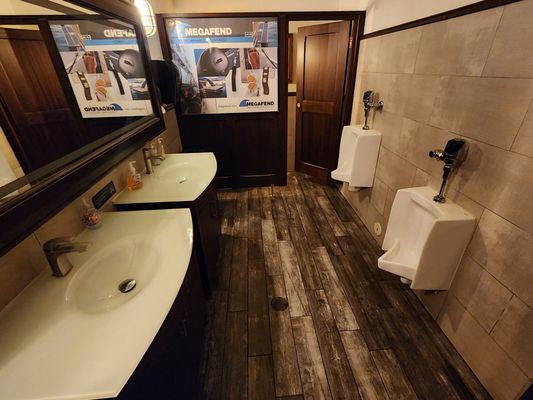 Waxy's Irish Pub by null