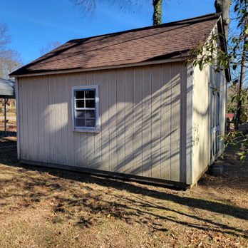 Simmons Handyman Remolding - the back of a shed - General Contractors Near Me Simmons Handyman Remolding - the back of a shed - General Contractors Near Me
