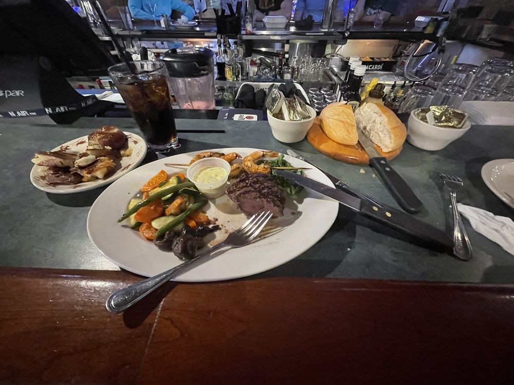 BOULDER JUNCTION CHARCOAL GRILL Updated September 2024 62 Photos