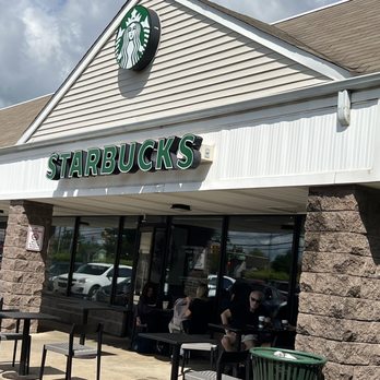 Starbucks - Coffee & Tea Near Me - Freehold, New Jersey